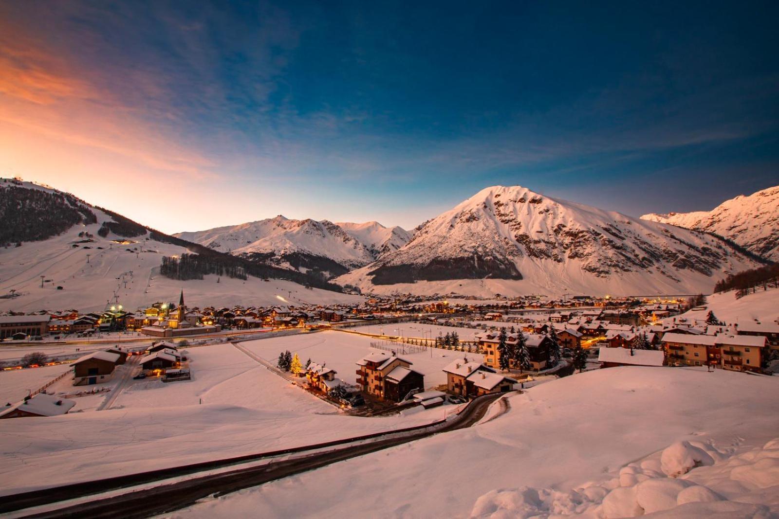 White Pine Lodge Livigno Esterno foto